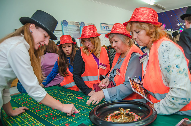 Отметить День строителя в Кривому Розі с Квесторией