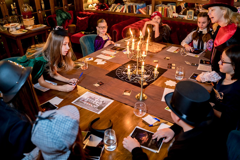 Как отметить 8 Марта в школе: праздничное украшение класса в Кривому Розі