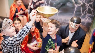 Квест «Зачарованный замок» Квест «Зачарованный замок». Квест для подростка в Кривом Роге.